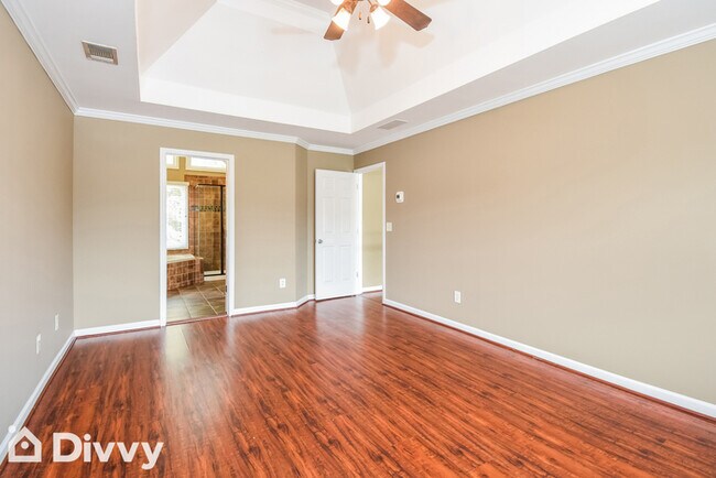 Building Photo - 2072 Shin Ct NE