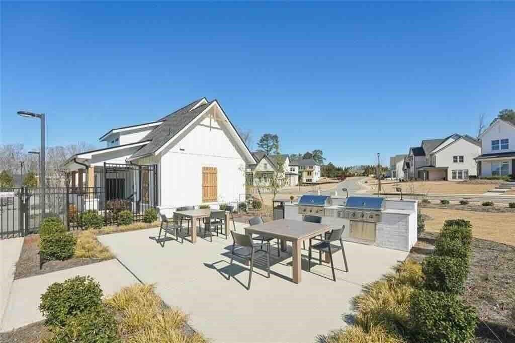 Building Photo - 2935 Shoalwood Dr