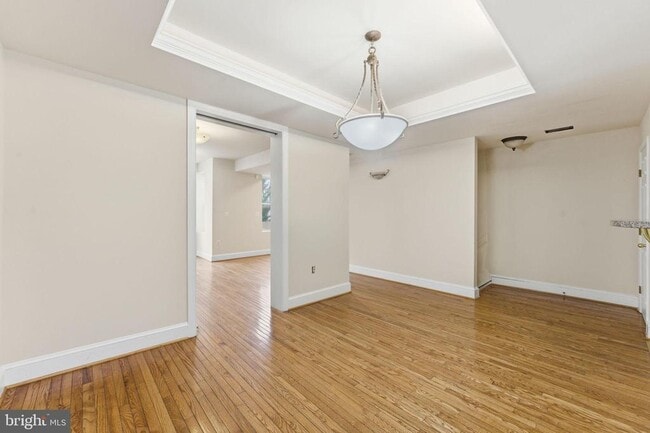 Building Photo - 1362 Irving St NW