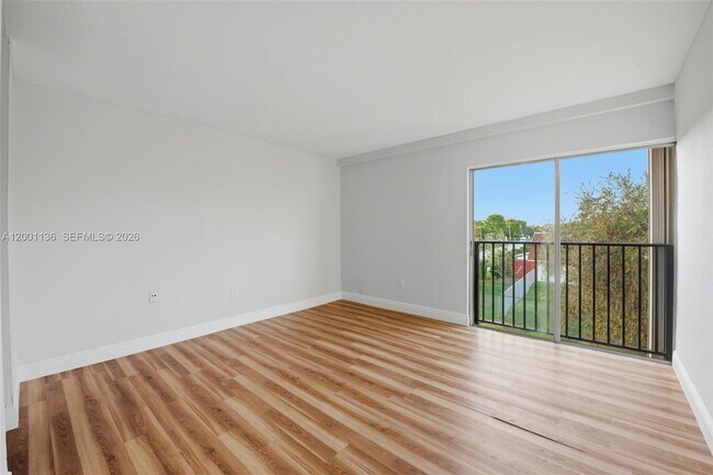 Building Photo - 301 NW 109th Ave