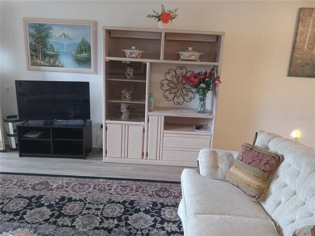Building Photo - 2467 Finlandia Ln