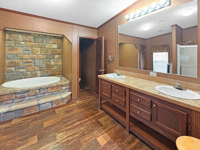 Building Photo - 7410 Palo Verde