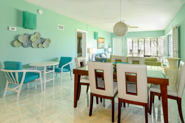 Building Photo - El Dorado Club