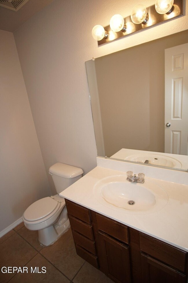 Building Photo - 14348 Smokey Point Dr