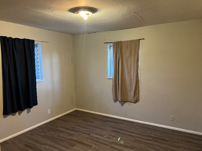 Building Photo - 2024 S Johnstone Pl