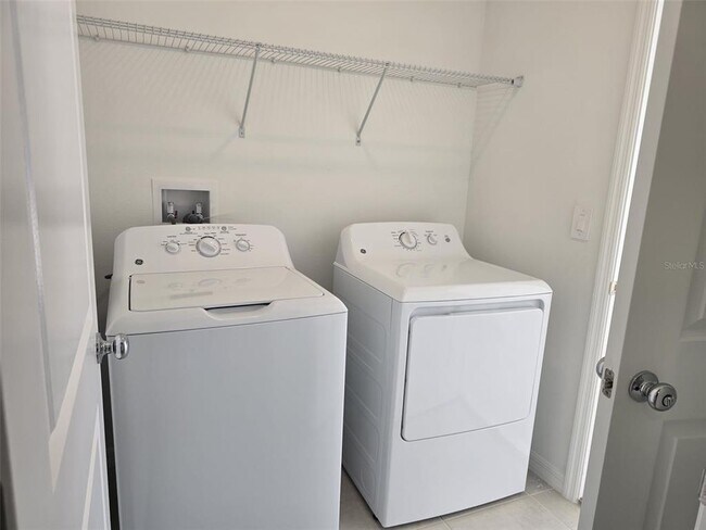 Building Photo - 11490 Brae Wy