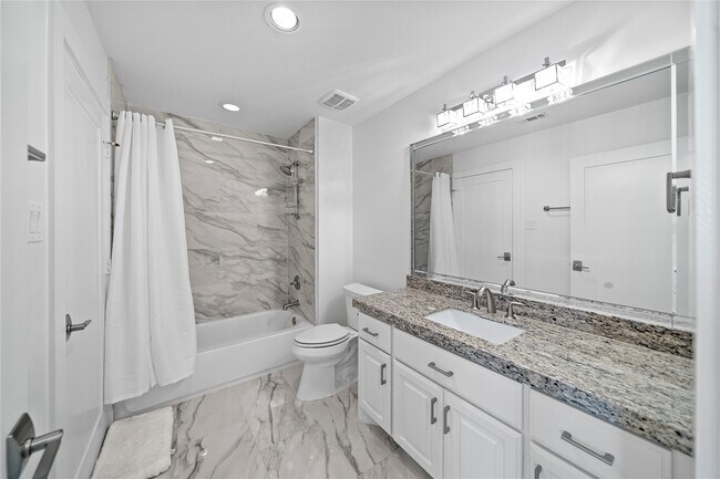 Building Photo - 13419 Preston Cliff Ct