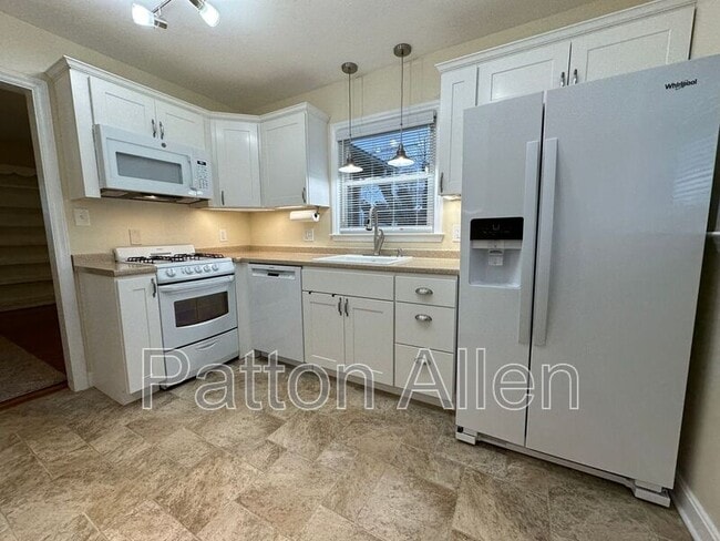 Building Photo - 35 Olivette Rd