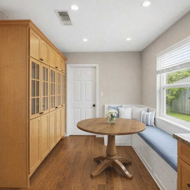 Building Photo - 6131 Yarwell Dr