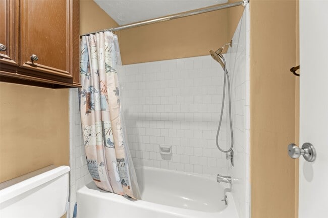 Building Photo - 8307 Autumn Wind Dr