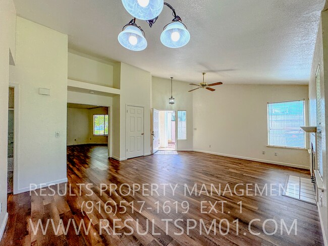 Building Photo - Beautiful upgraded Rocklin 3 Bedroom