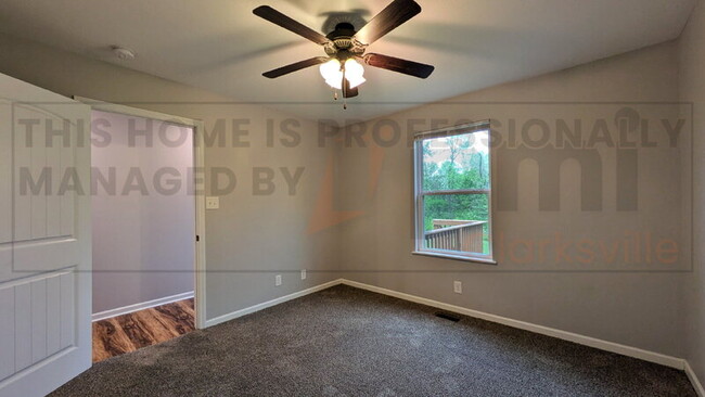 Building Photo - 1705 Evans Rd