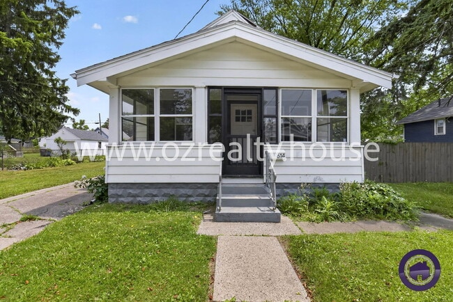 Building Photo - 614 Woodstock Ave