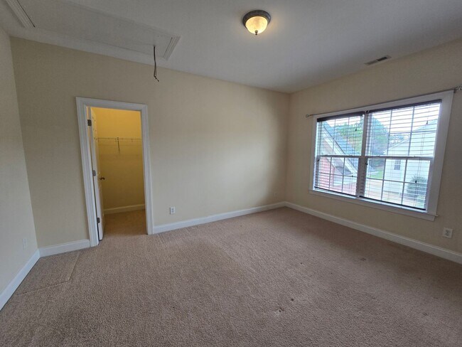 Building Photo - NEW LISTING in Cary NC!!