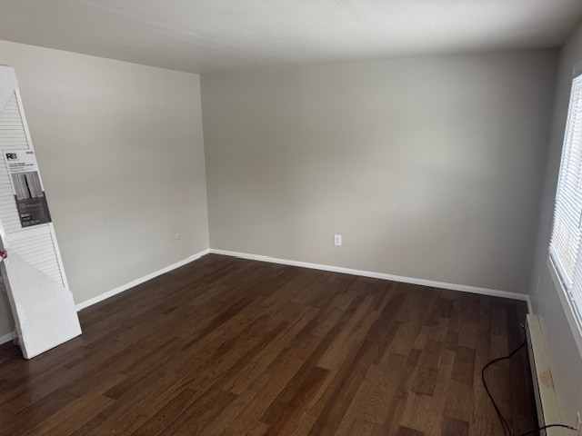 Building Photo - 2-bedroom townhouse.