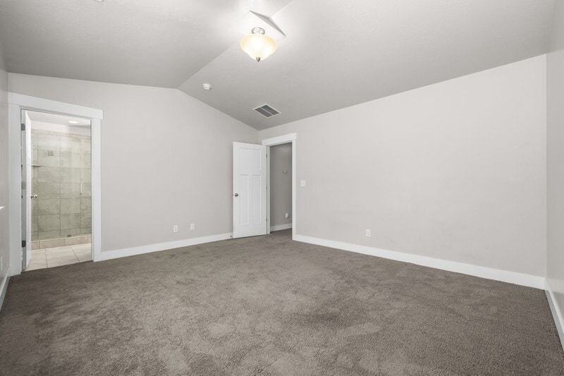 Building Photo - 626 N Preserve Dr