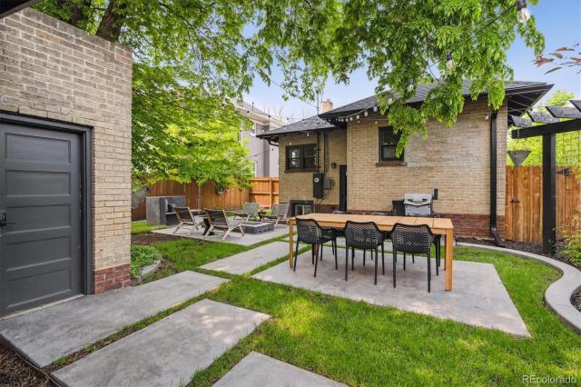 Building Photo - 3 bedroom in Denver CO 80207