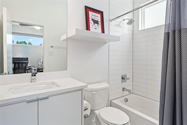 Building Photo - 1510 N Washington Ave