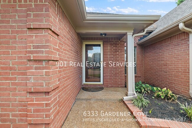 Building Photo - 6333 Gardener Cove