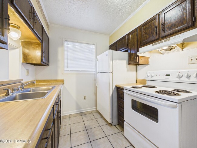 Building Photo - 225 Ryder Dr