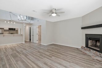 Building Photo - 4221 Brookside Dr