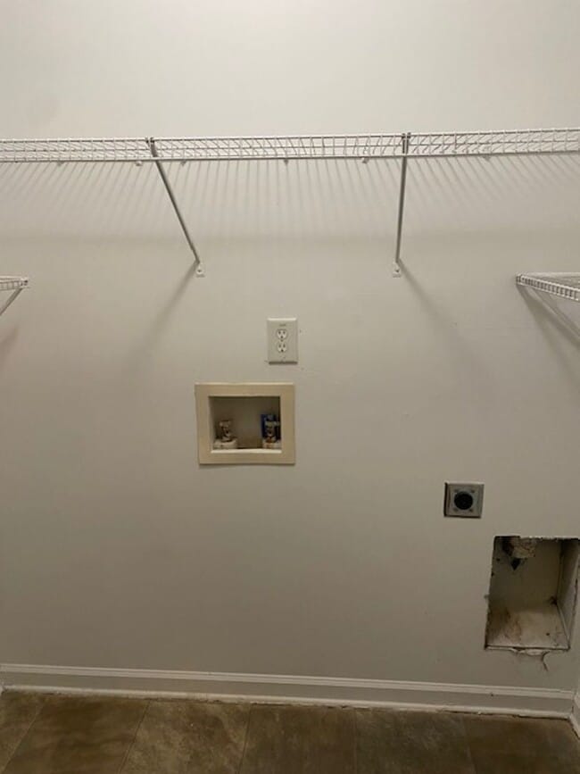 Building Photo - 4713 Fewell Rd