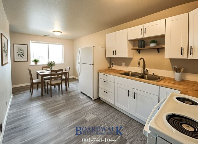 Building Photo - Amazing 2 bed 1 bath apartment in SLC