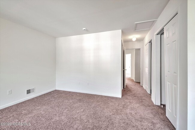 Building Photo - 6 Esplanade Way