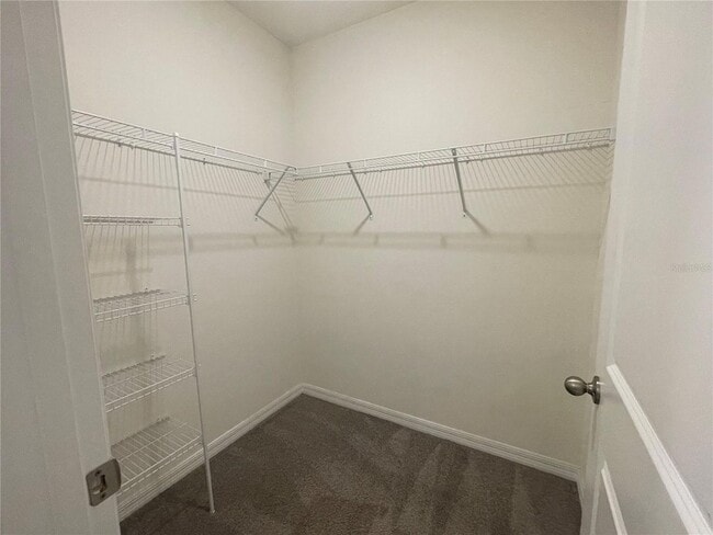 Building Photo - 33078 Major Oak Dr