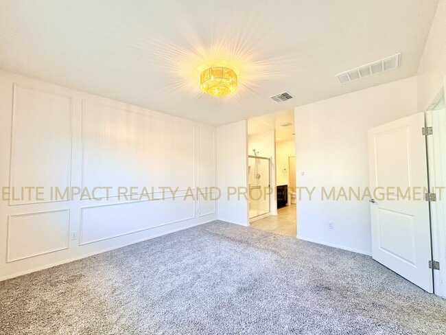 Building Photo - 6638 E Via Jardin Verde