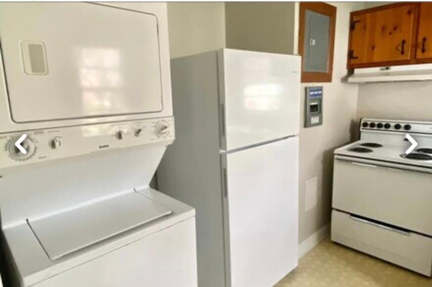 1102 #2 - 1102 Airport Rd