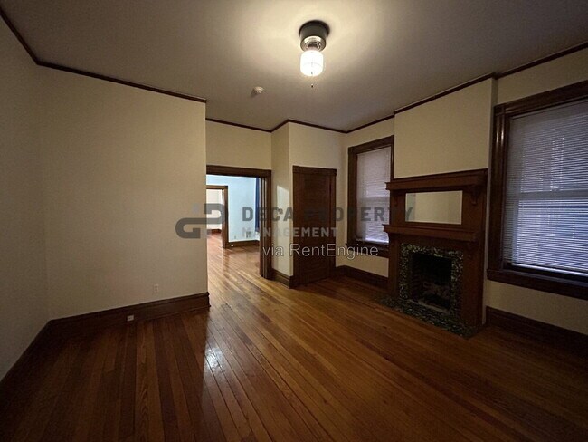 Building Photo - 2304 Russell Blvd