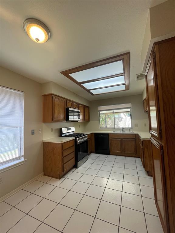 Building Photo - 9126 Elk Bend Dr