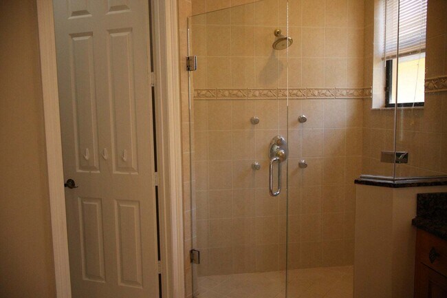 Building Photo - 10345 Medicis Pl