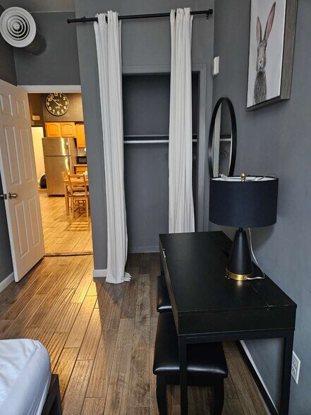 Building Photo - 1829 Spruce St