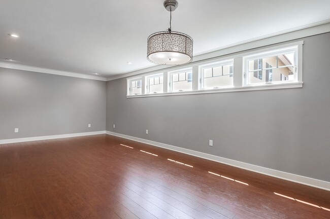 Building Photo - 4276 Kerwood Ct