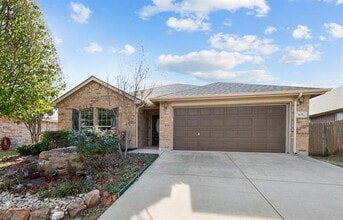 Building Photo - 2632 Triangle Leaf Dr