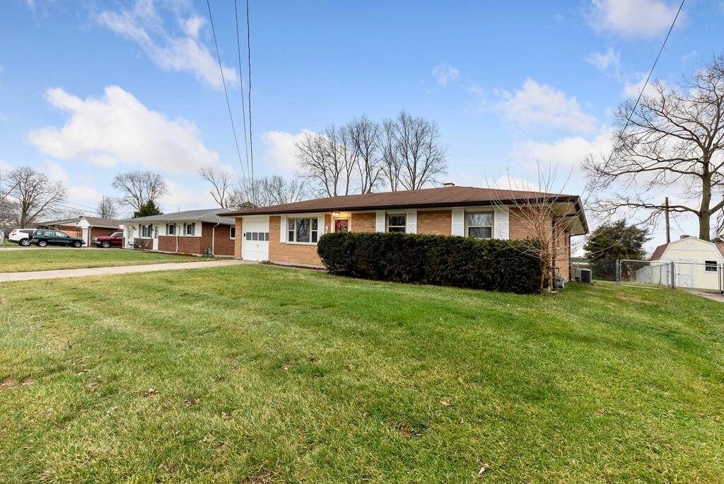 Single floor living - 11 Lawndale Ave