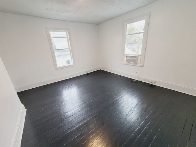 Building Photo - 1114 Bedford Ave