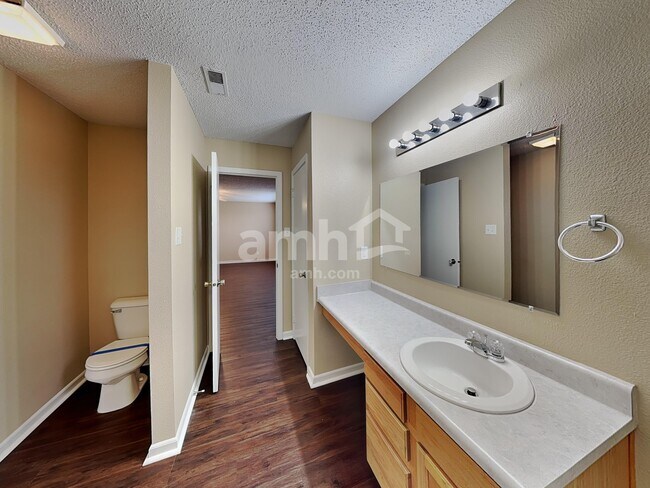 Building Photo - 356 Sunbeam Ln