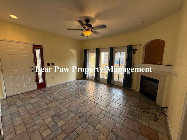 Building Photo - GREAT Price on this Spacious 2-Bed, 2-Bath Condo Retreat"