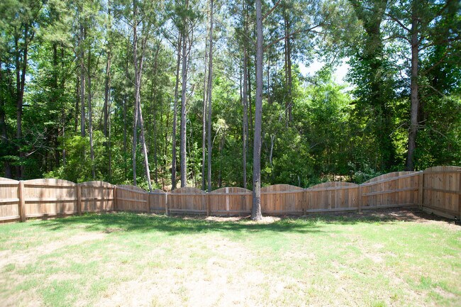 Building Photo - 131 Weldon Ln