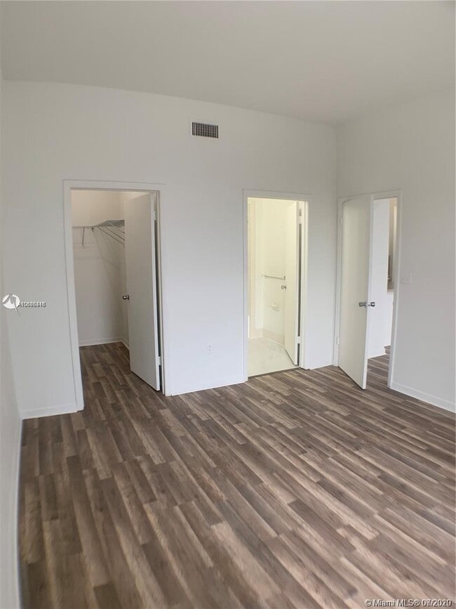 Building Photo - 7400 W 20th Ave