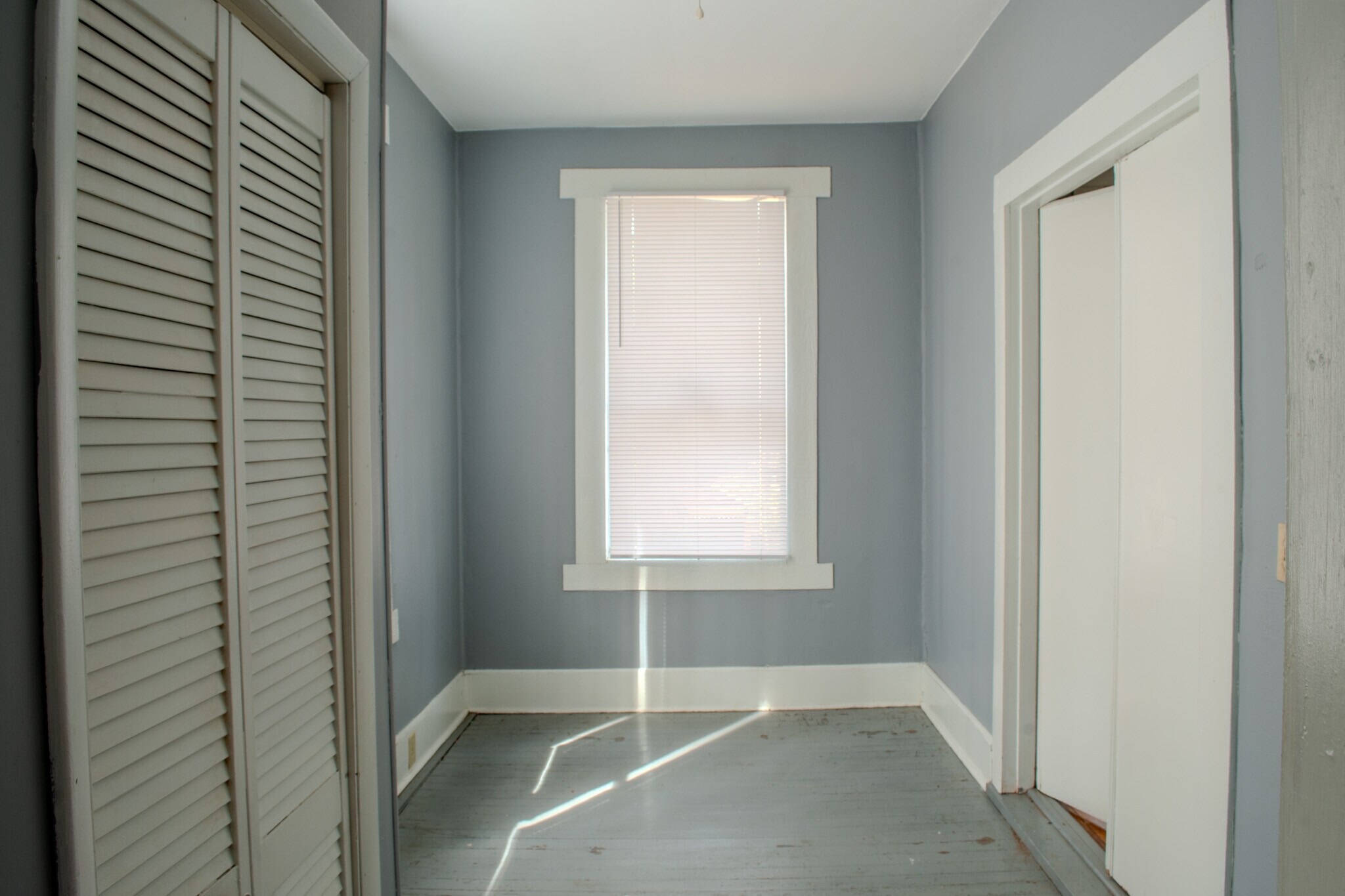 Building Photo - 621 Merrick St