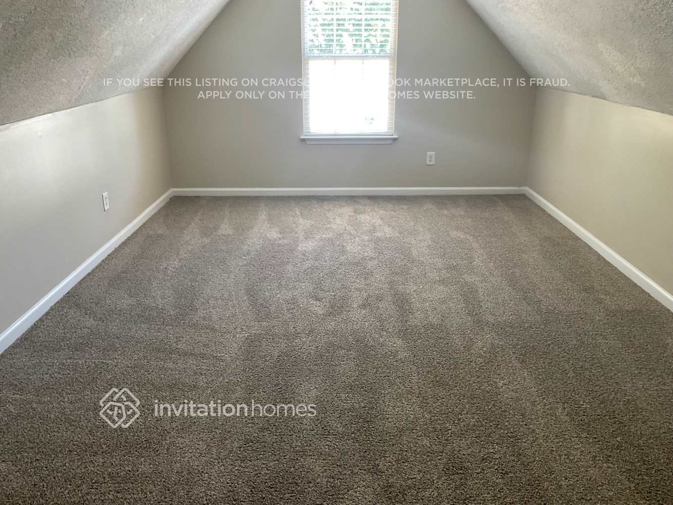 Building Photo - 2055 Registry Ct