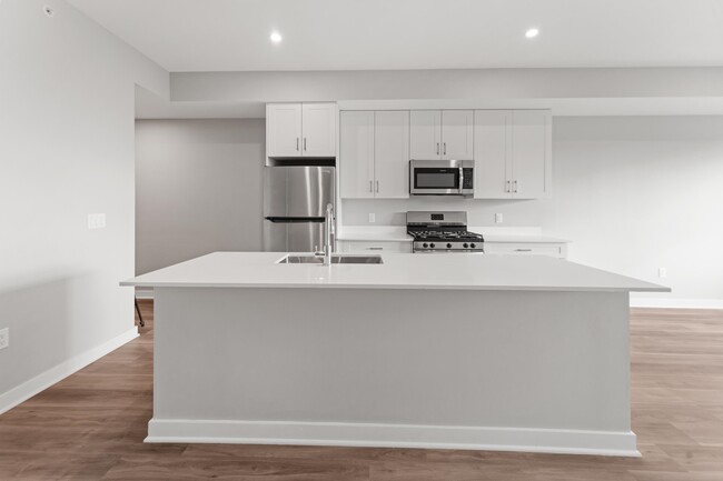 Building Photo - 475 Communipaw Ave