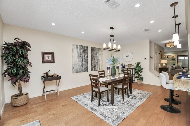 Building Photo - 9632 Bayou Brook St