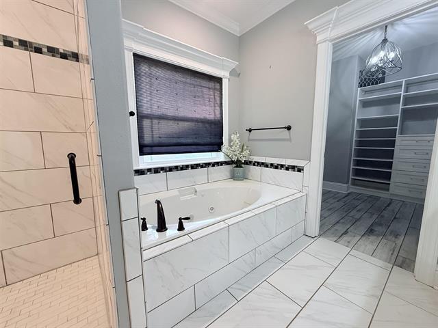 Building Photo - 69 Carousel Cir