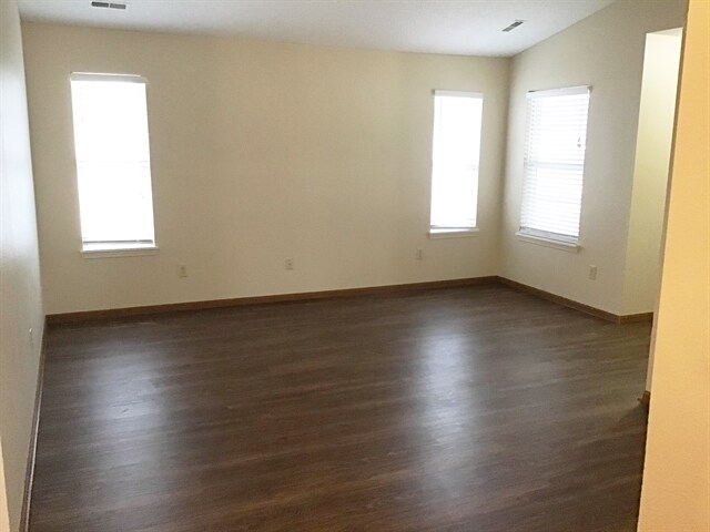 Building Photo - 8539 Coralberry Ln