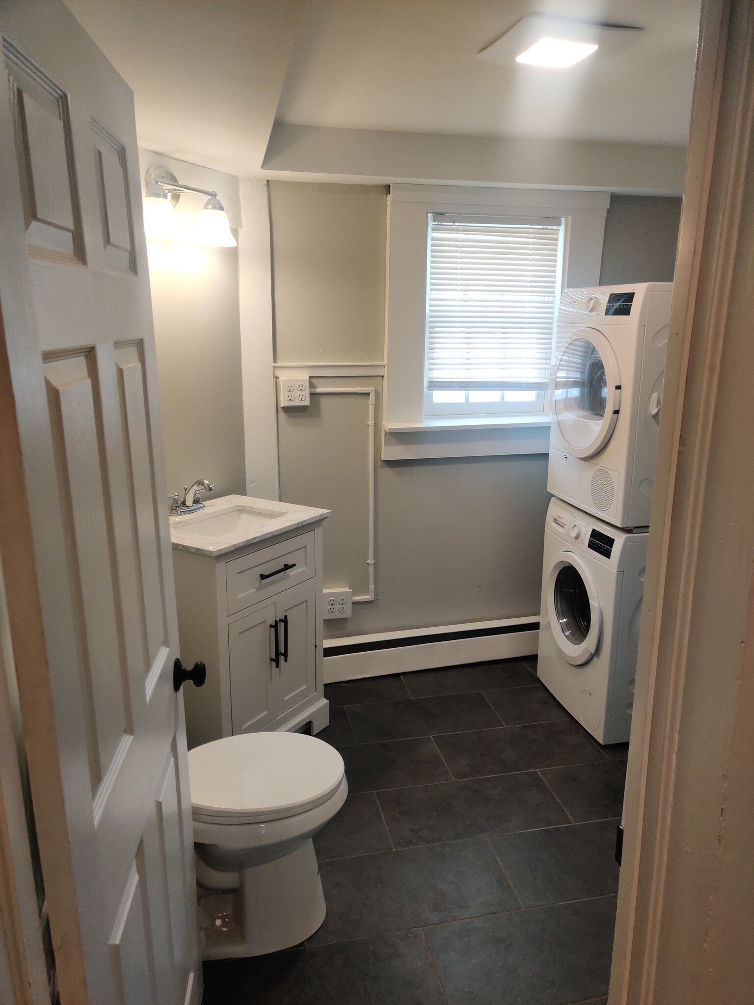 Building Photo - 37 Whitehall Rd